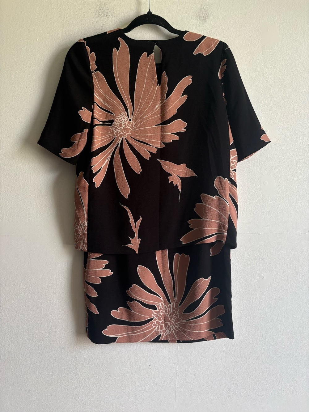 Essentiel Antwerp Sz S (36) Black Floral Tiered Tropical Short Dress - Picture 7 of 13